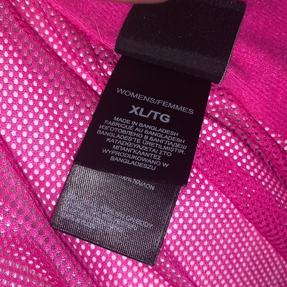 North Face lightweight nylon rain jacket - Picture 6 of 9